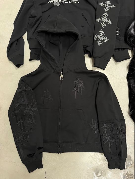 XXX OVER CROSS EMBROIDER HOODZIP