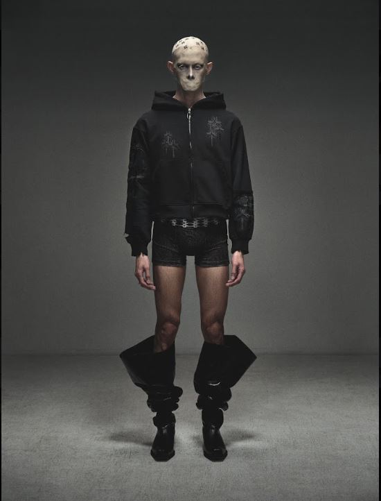 XXX OVER CROSS EMBROIDER HOODZIP